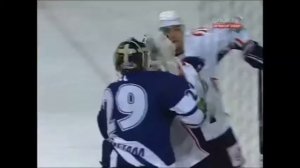 Лучшие драки вратарей хоккей
