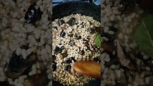 Как готовить перловку с грибами.