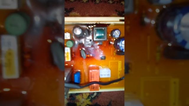 НЕ ВКЛЮЧАЕТСЯ МАШИНКА САМСУНГ WF 6520 S 7W 5,2 кг ЗАГРУЗКА смотреть онлайн