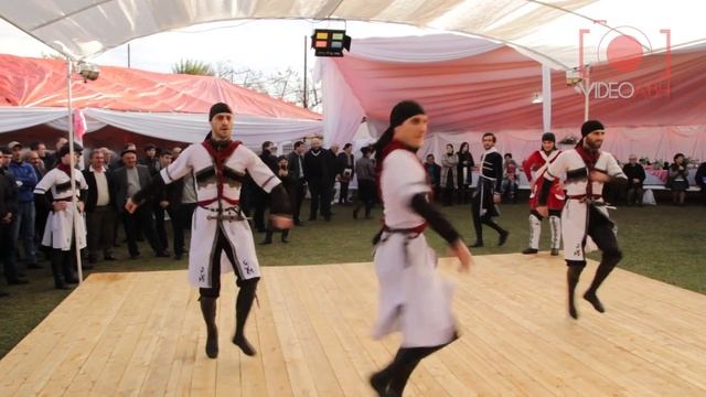 Традиционное прибытие невесты в дом жениха. Абхазия. смотреть онлайн