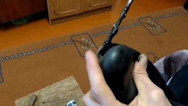 Как самому надёжно заклеить обувь? Что делать если обувь промокает?