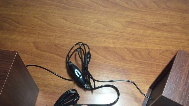 Обзор на КОЛОНКИ GENIUS SP-HF180 WOOD (31730029400) из Sulpak смотреть онлайн