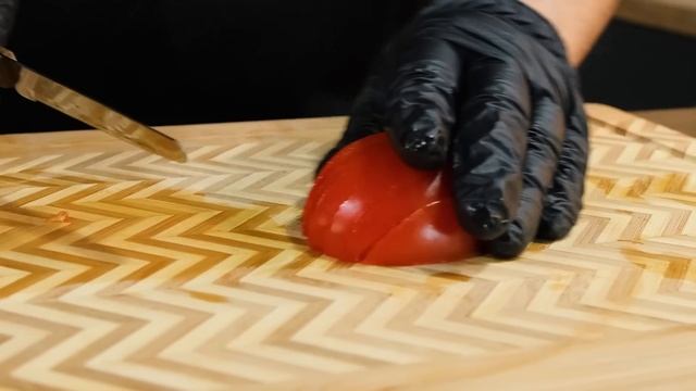 Αυτοί οι Ελληνικοί μεζέδες τρέλαναν τους Πάντες! Γεμιστές πιπεριές με τυριά & Συνταγή για Χοιρινό! смотреть онлайн