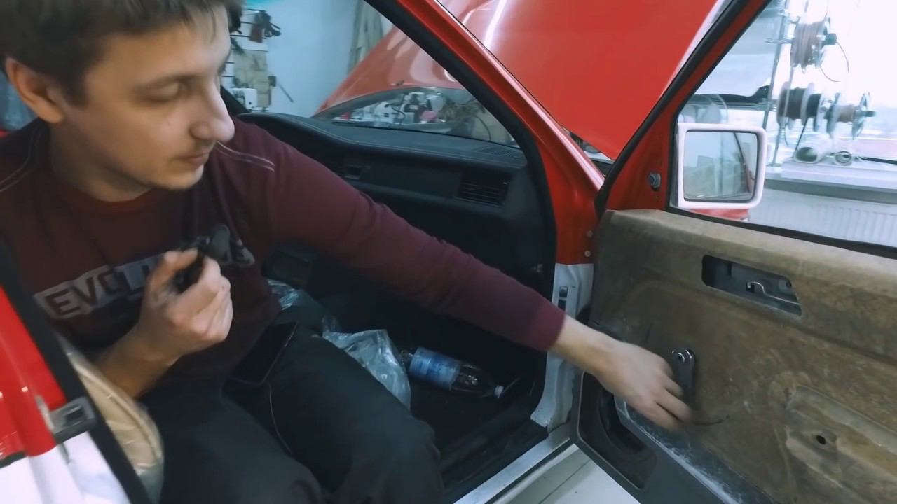 Mercedes-Benz 190 (W201) Ставим Авто Звук. Корчок 23 смотреть онлайн