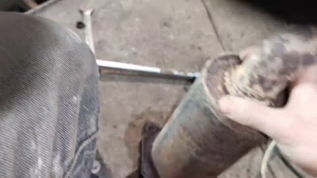 восстановление резьбы 2-го лямбда зонда. Пежо партнёр типи ДВС tu5jp4. смотреть онлайн