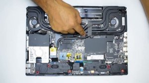 ?️ MSI GL65 Leopard 10SDR Gaming Laptop Disassembly & Upgrade Options