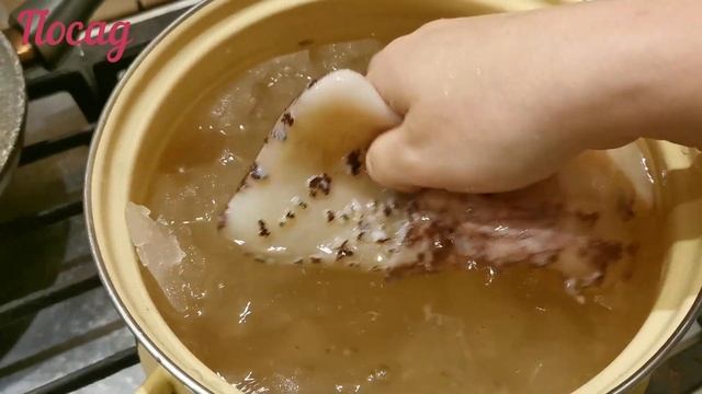 Самый лёгкий и быстрый способ чистки кальмаров