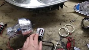 PEUGEOT 307 Тюнинг передних фар (ретрофитинг), установка Ангельских глазок