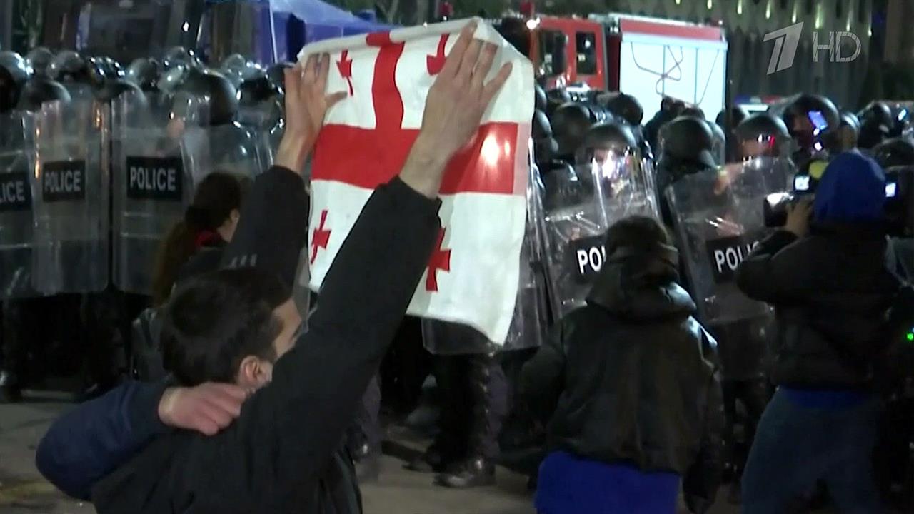 В Грузии оппозиция заявила, что будет продолжать уличные протесты