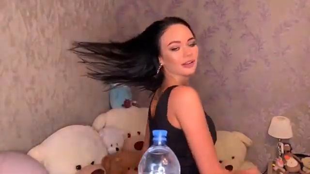 Яна Кошкина. Охладитесь. смотреть онлайн