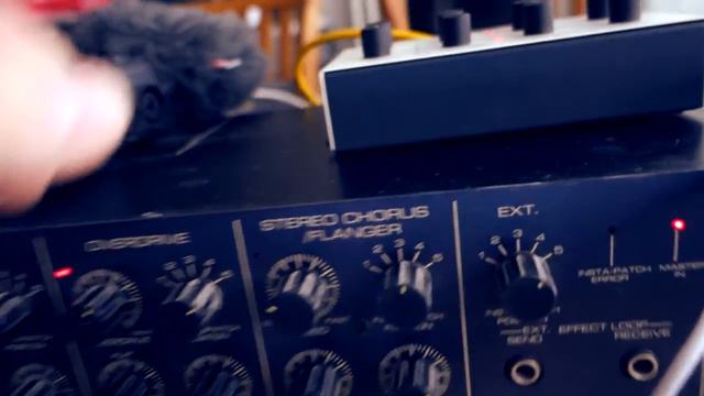 MAM MB-33 // TUBE SCREAMER // Ibanez UE-400 смотреть онлайн