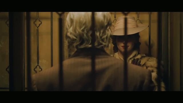 The Curious Case of Benjamin Button - Official Trailer (HD) смотреть онлайн