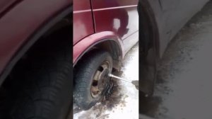Как открутить колесо на газели  если нет горелки ???????