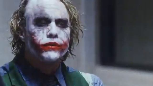 Темный рыцарь смотреть онлайн