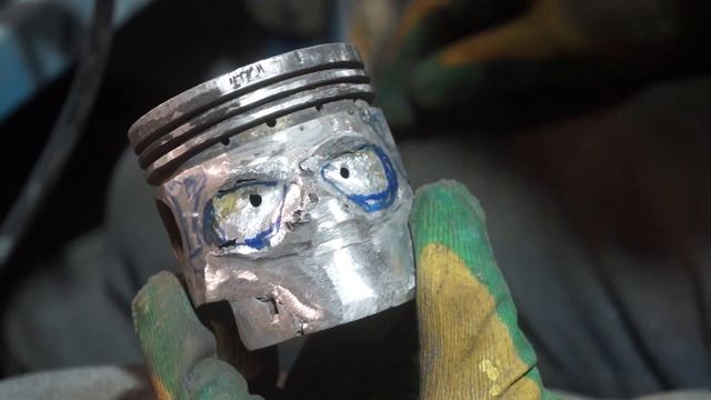 Алюминиевый поршень варим полуавтоматом, получаем интересную безделушку смотреть онлайн