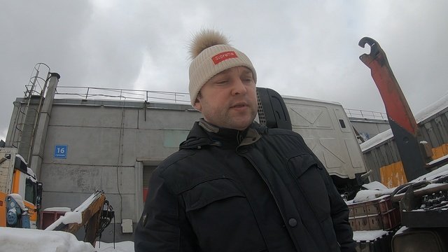 Нужен Ваш совет как вытащить закисленные, ржавые пальцы и оси с крюковых погрузчиков, мультилифтов