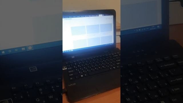 ноутбук Сони в идеальном состоянии на ССД