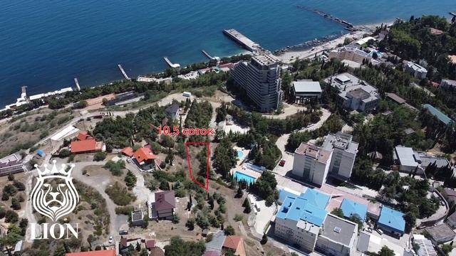 Земельный участок в Алуште, площадью 10,5 соток под строительство дома или гостиницы