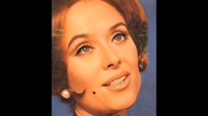 Ingeborg Hallstein sings two versions of Il Bacio (2nd crazy Acuto Sfogato)