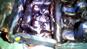 слепил жигу ваз 2107 из пластилина.