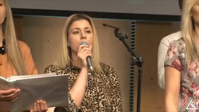 Наталья Бондарчук и хор-Вижу Бога Каждый день!