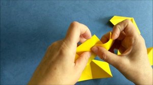 Объемная звезда оригами из бумаги.  Поделка на 9 мая.  Paper origami star