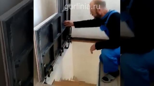 Нужен ли Г-образному люку в подвал элпривод