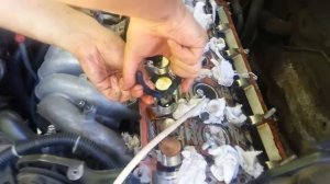 Замена маслосъёмных колпачков volvo 850, s70, v70,c70. Stem seals replace