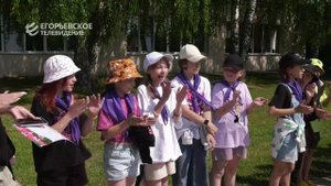 Детям в спортивно-оздоровительный лагерь «Ракета» привезли мороженое.
