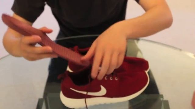 Sneaker Review: Nike Roshe Run Team Red/Sail смотреть онлайн