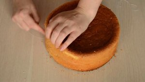 Бисквитный торт со сливочным кремом. Классический бисквит