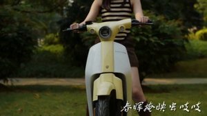 WY-Honda Cub e：electric bicycle riding. 五羊-本田 Cub e 电动自行车的风情.