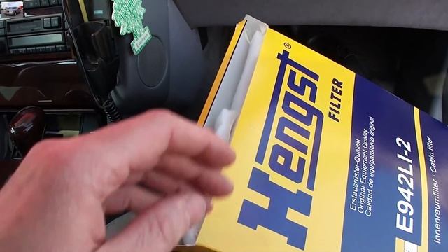 Замена салонного фильтра Mercedes W210 cabin filter replacement смотреть онлайн
