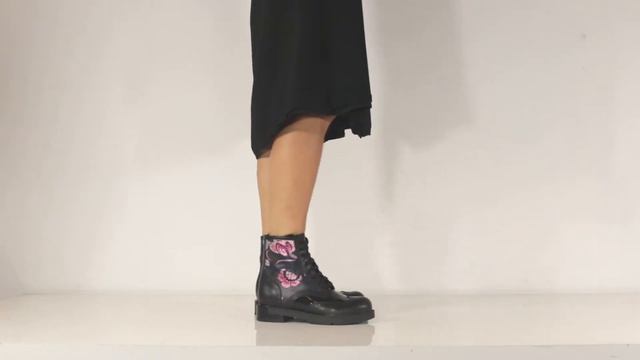 Moxee - Siyah Baskılı Kadın Bot - (902-22-400 R2 SIYAH S.2043-SIYAH SIM) смотреть онлайн