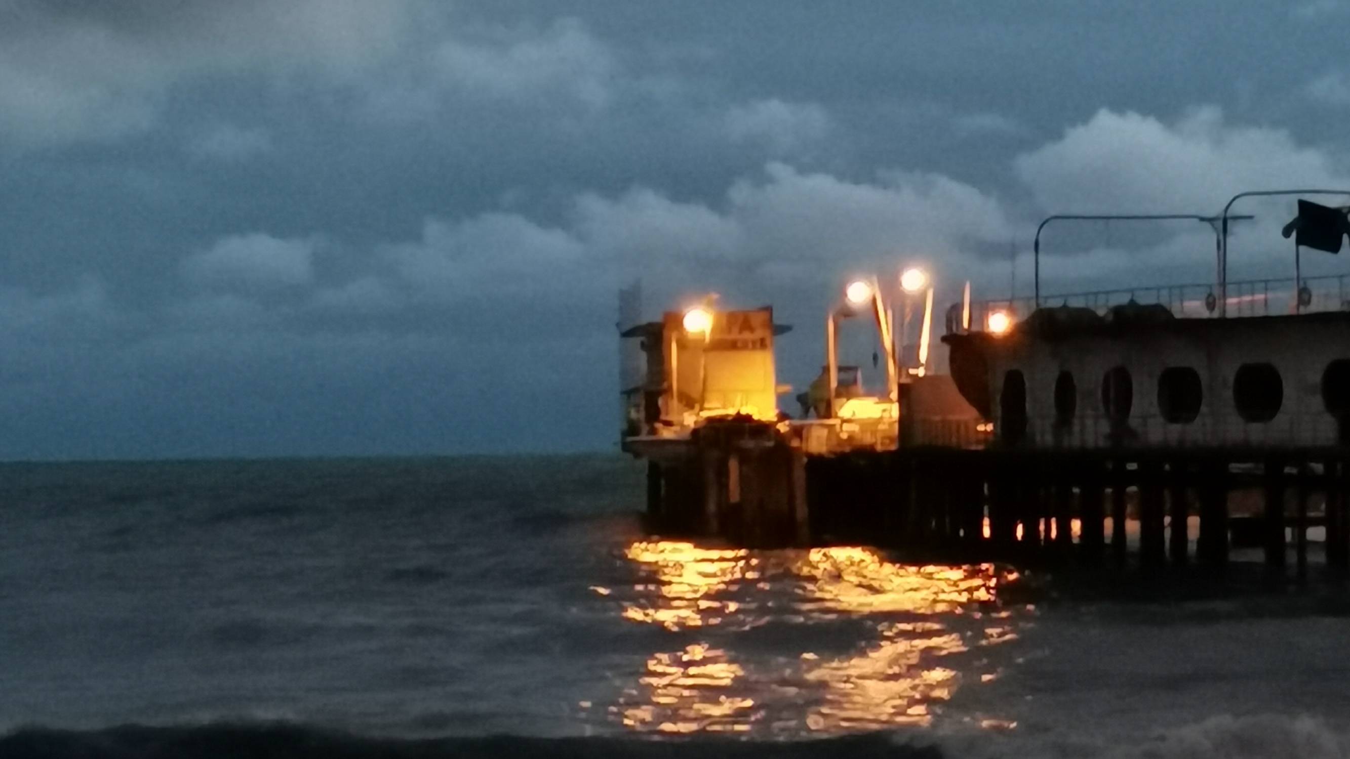 Море и музыка Морриконе