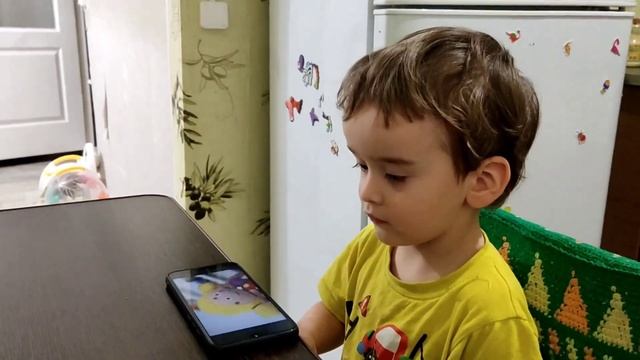 ДОМАШНЯЯ КАРУСЕЛЬ/РЕБЕНОК НЕ ЕСТ БЕЗ ТЕЛЕФОНА/АЛЛЕРГИЯ НА ВСЮ ЕДУ/ПРИШЛА ЗИМА смотреть онлайн