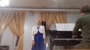 "Россия - наш дом" слова Н.Ипатовой, музыка А.Комаровой исполняет Вотинцева Вита