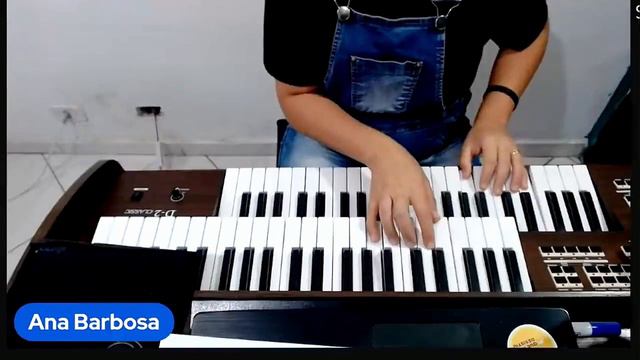 Como tocar com a mão direita e esquerda no Órgão! #órgãoccb смотреть онлайн