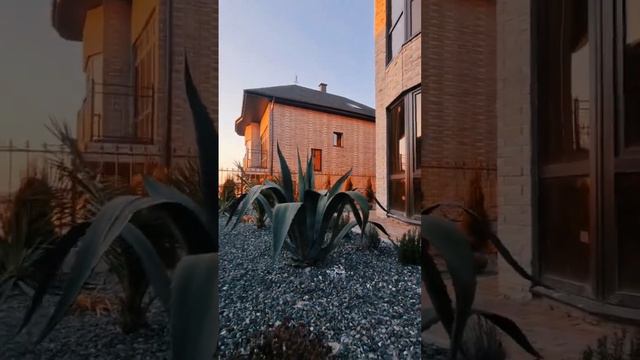  ДОМ В ЧЕРТЕ ГОРОДАплощадь 154м²Адлер. Черешня. Участок 35 сотки.Элитный посёлок