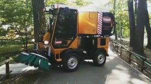 Свипер подметально-уборочная машина (Sweeper)