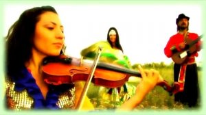 СУПЕР  Песня  "ХОП-ХОП-ХОП" из к/ф "Табор уходит в небо" beautiful gypsy song    "Изумруд"