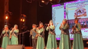 Татарский народный ансамбль песни и музыки Голлэр - Кошларга мэдхия
