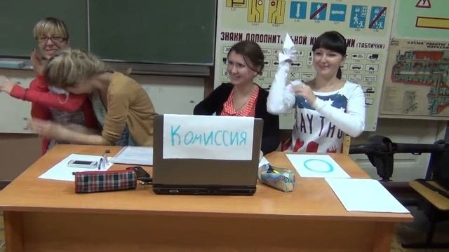 Студенты юристы первокурсники.