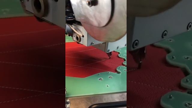 Leather stitching machine+Máquina de coser de cuero+кожаный швейный машина+Machine à coudre en cuir