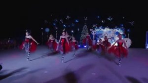 Танец Красных королев (червей) на Новогоднем празднике СК Гранд декабрь 2022