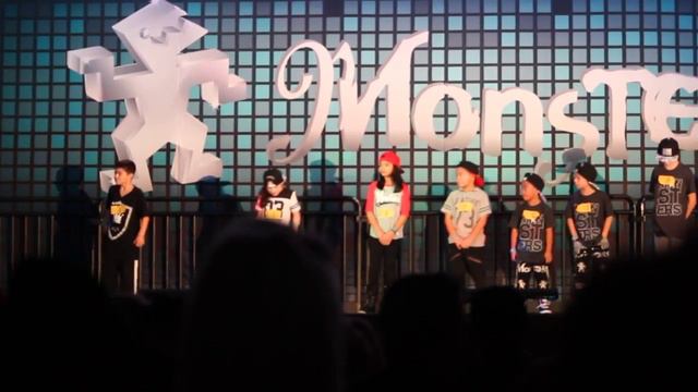 Savannah Monsters 2014 смотреть онлайн