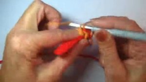 Вязание крючком. Как присоединить нить другого цвета. Для начинающих