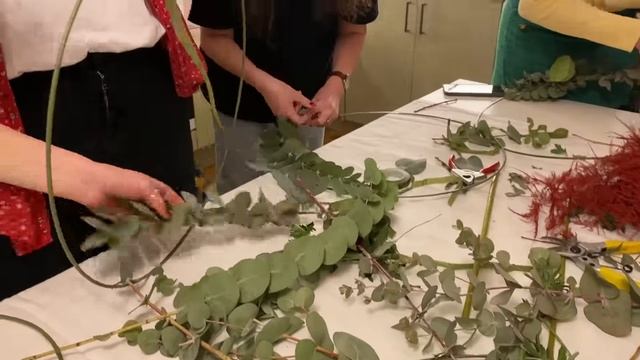 Плетем стильные рождественские венки! Шведское рождество. смотреть онлайн