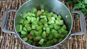 Пюре из ревеня