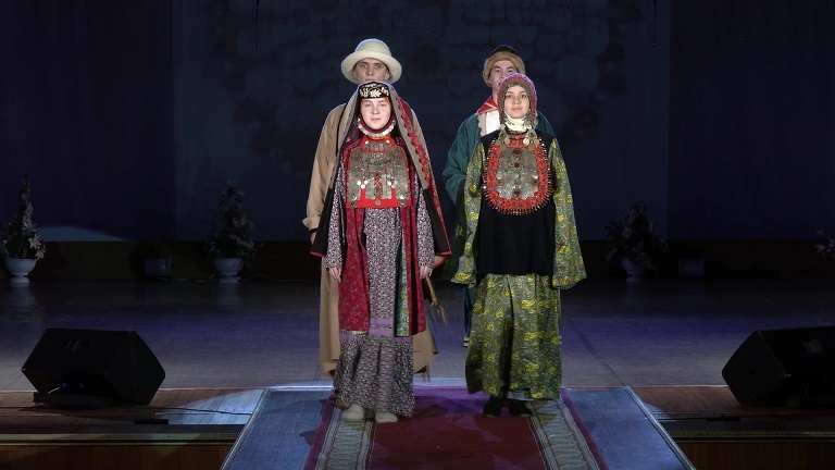 «Марий Эл ТВ»: В Йошкар-Оле прошел Всероссийский фестиваль «Национальный костюм народов России»